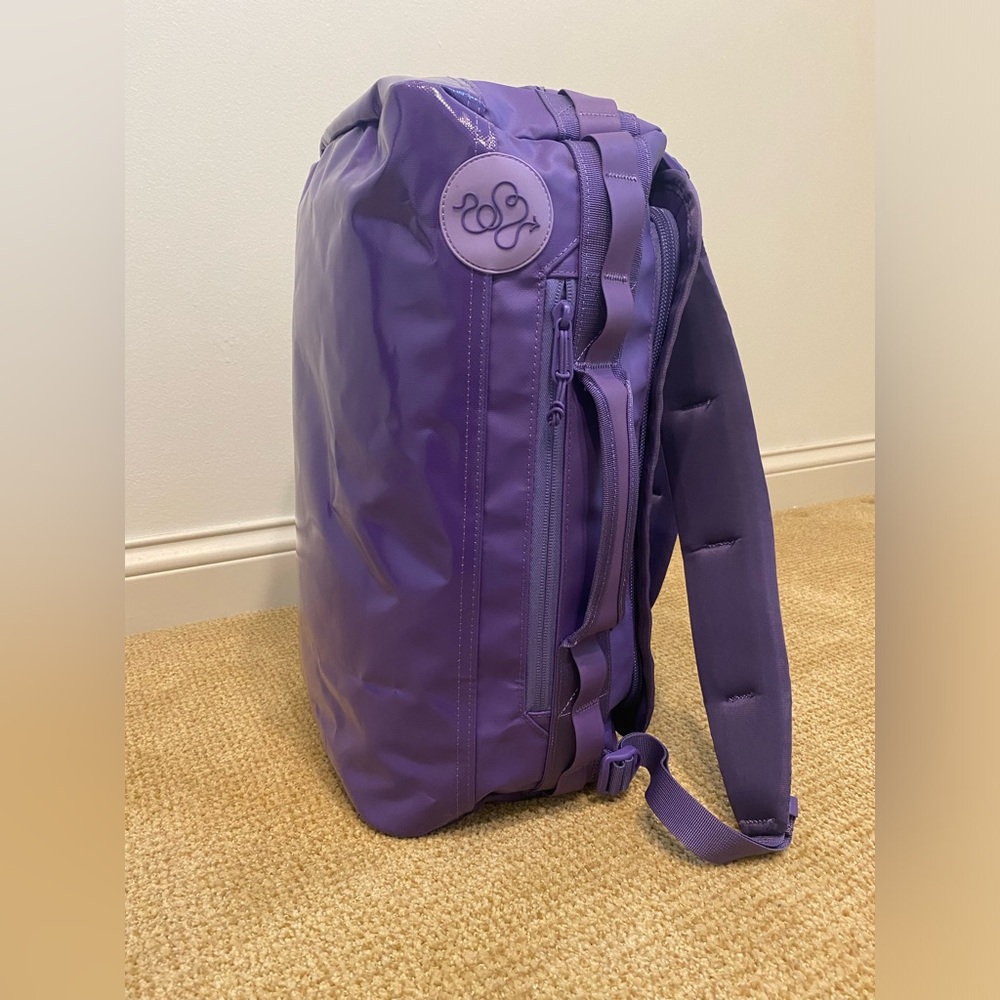 Baboon to the Moon Mini Go Bag in Purple (32L)
